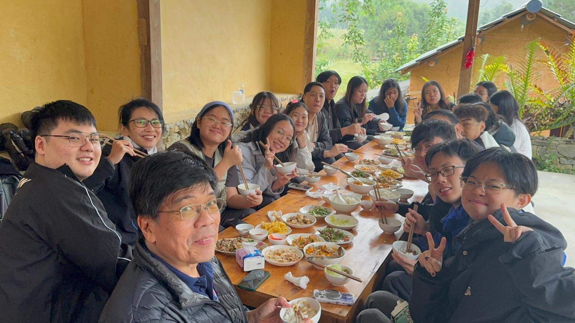 Ly Danh Homestay Quan Ba エクステリア 写真